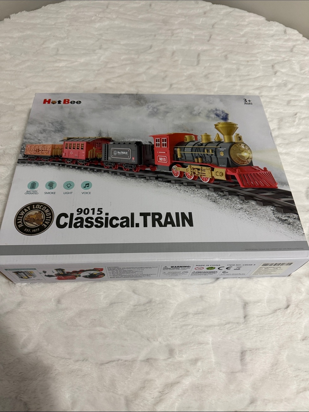 Classical Train 9015 - Red and Gold Kids Toy Train Set.